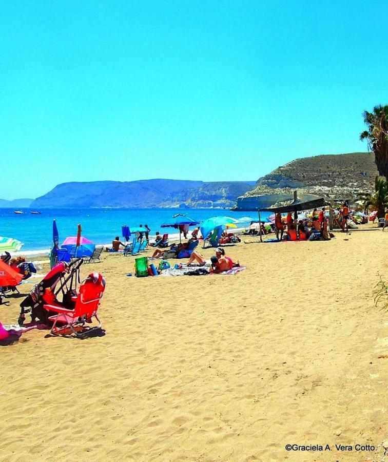 La Palmera. El Amanecer En El Parque Natural Agua Amarga  Exteriör bild